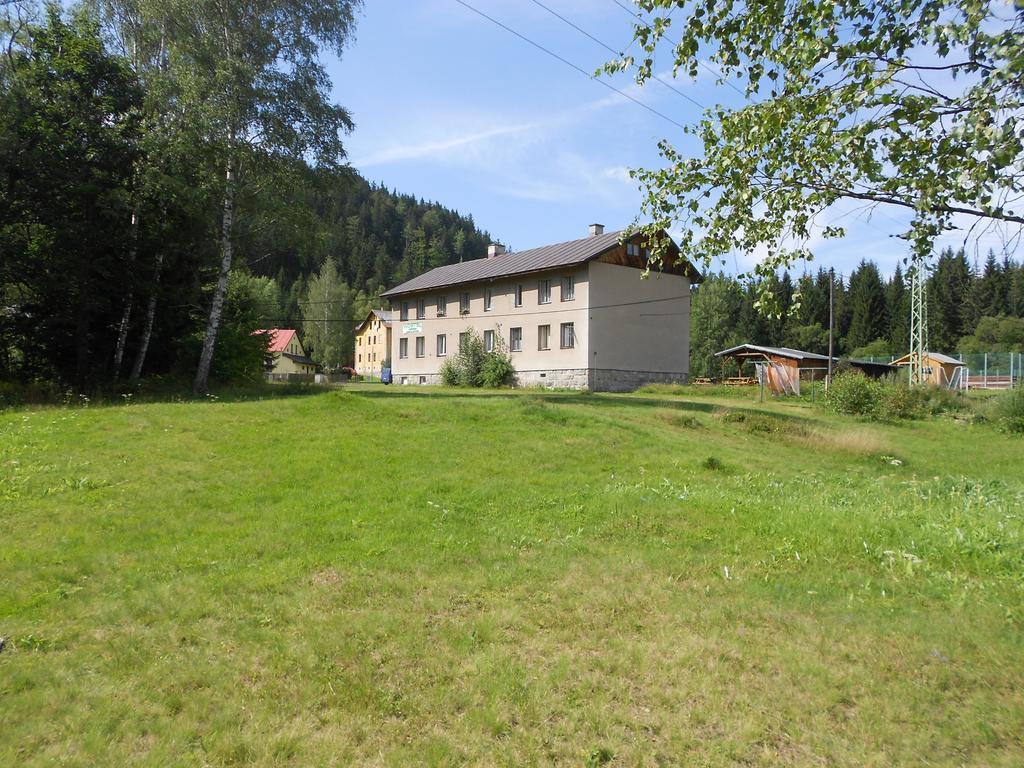 Pension Martinské údolí - dependance Kořenov Exteriér fotografie